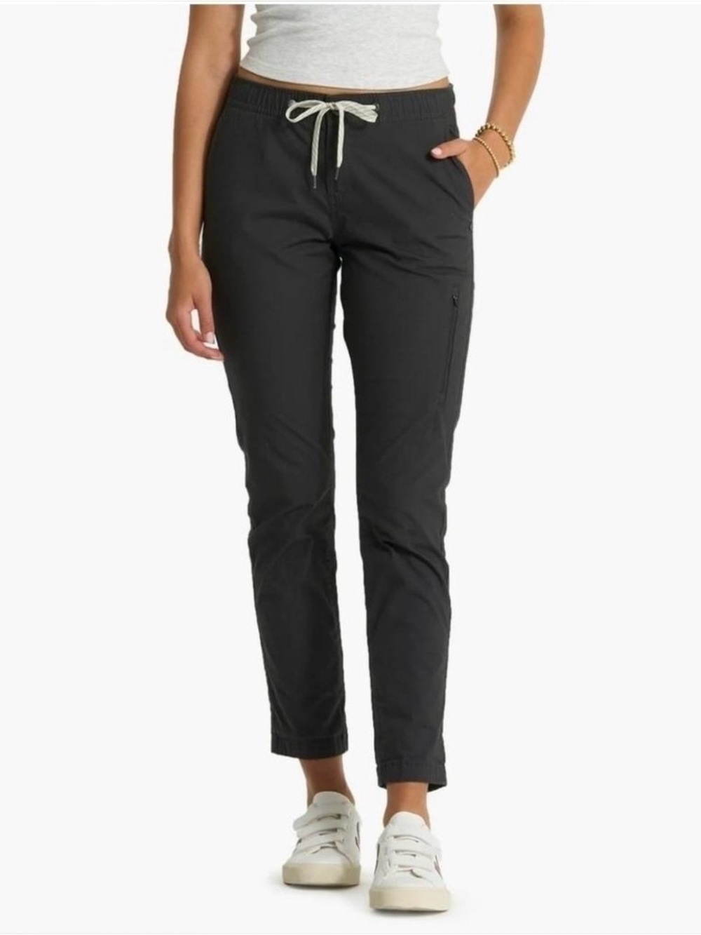 Vuori Black Cropped Drawstring Pants
